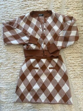 Argyle Knit Cardigan & Skirt Set - Brown/White